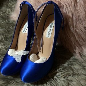 Poseidon blue satin Steve Madden